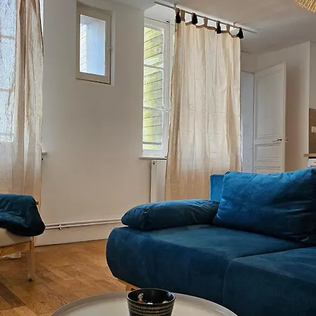 Charmand Duplex Avec Vue Sur La Cite & Les Toits 아파트