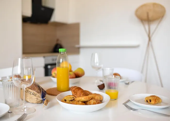 Апартаменты Charmand Duplex Avec Vue Sur La Cite & Les Toits